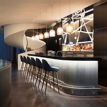 Bars & Restaurants
