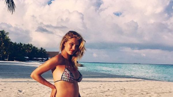 Kind über 30: Wenn du in diesem Alter schwanger wirst, lebst du länger - Foto: instagram.com/rosiehw
